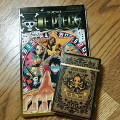 【すみこ様専用】ワンピースGOLD 非売品 マンガ1冊&トランプ 2セットのサムネイル