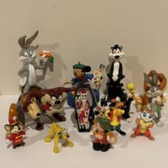 ディズニーキャラクターフィギュア 14体セットのサムネイル