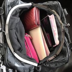 本日まで値引き中。美品！黒バックのサムネイル