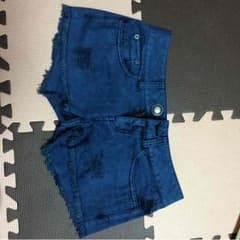 ショートパンツのサムネイル