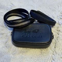 COACH ブラックレザー ショルダーバッグのサムネイル