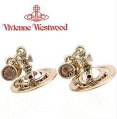 ヴィヴィアン Vivienne Westwood ゴールドピアスのサムネイル