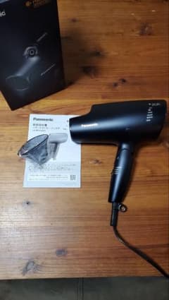 新品モーター 23年製 EH-NA0G ナノケア ヘアドライヤーのサムネイル