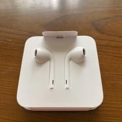 iPhone 純正イヤホンのサムネイル