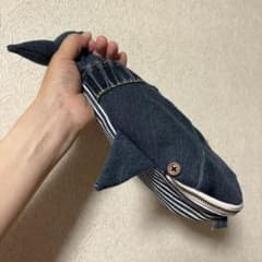 くじらポーチ リメイクデニム ペンケース 小物入れ - メルカリ