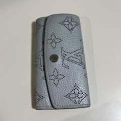 ルイ・ヴィトン グレー キーケースのサムネイル