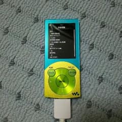ウォークマン 本体＋USB充電器のサムネイル