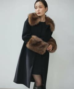 anuans ファートリムコクーンコート ブラック　黒