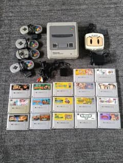 スーパーファミコン 本体 4コントローラー ゲーム17本　セットのサムネイル