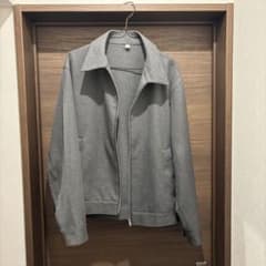 GU グレー ジップアップジャケット Mのサムネイル