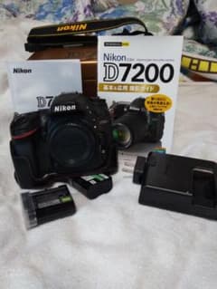 美品　Nikon D7200　おまけ付きのサムネイル