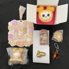 TWICE ジヒョ グッズ まとめ売り 7個 - メルカリ