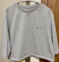 ロゴ刺繍 五分袖カットソー グレーのサムネイル