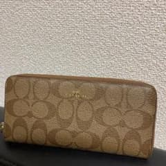 COACH コーチ 長財布のサムネイル