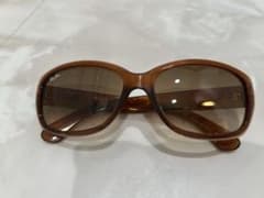 Ray-Ban ブラウン サングラス ケース付きのサムネイル