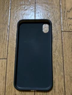 美品 iPhone XR シリコンケース わずか1週間使用！  600円のサムネイル