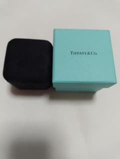 【期間限定出品】Tiffany & Co. リングケースのサムネイル
