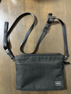 PORTER ポーター ハイブリッド サコッシュ　黒のサムネイル