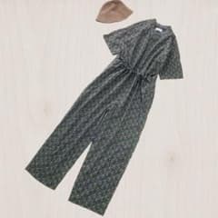 人気✨kagure かぐれ オールインワン サロペット ワイドパンツ 花柄 人気✨kagure かぐれ オールインワン サロペット ワイドパンツ 花柄