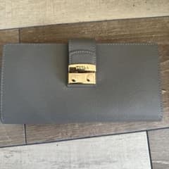 【あお様専用】FURLA グレー　財布のサムネイル