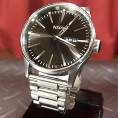 NIXON // ☆THE SENTRY SS☆ 美品 新品電池交換済み - メルカリ
