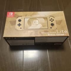 Nintendo Switch Lite Hyrule Editionのサムネイル