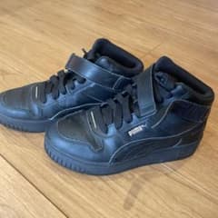 PUMA ブラック ハイカットスニーカーのサムネイル