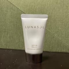 ルナソル　グロウイングデイクリームUVのサムネイル