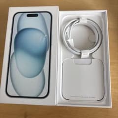 iPhone15 ブルーの空箱のサムネイル