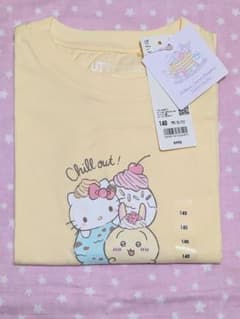 ちいかわ　サンリオ　コラボTシャツ ユニクロ　140 新品未使用のサムネイル