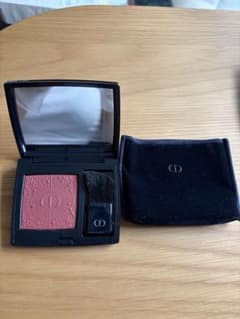 Dior ディオールスキンルージュブラッシュ826 クリスマスコフレのサムネイル