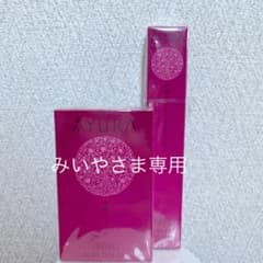 アユーラ チークのサムネイル