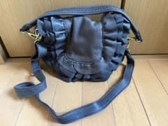 【Beau're】本革　フリルデザイン 2way バッグのサムネイル