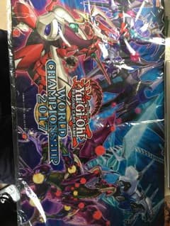 遊戯王 プレイマット 公式のサムネイル