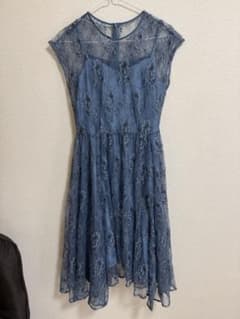 美品⭐︎kaene フラワーレースドレスワンピース（ブルー）のサムネイル