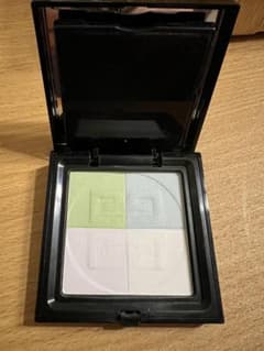 【GIVENCHY プリズム・リーブル・プレストパウダー】のサムネイル