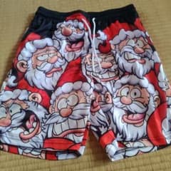 ヤーくん様専用サンタクロース柄 ショートパンツのサムネイル
