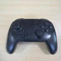 Nintendo Switch Proコントローラー 本体のサムネイル
