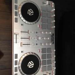 PCDJコントローラー【Numark mix Track II】セットのサムネイル