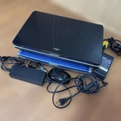 FMV LIFEBOOK UH75/B3 富士通 ノートパソコン ジャンク 軽量 | Shop at