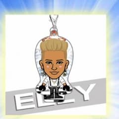 ELLY TV特番衣装 クリーナーのサムネイル