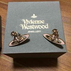 vivienne westwood ピアスのサムネイル
