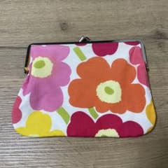 marimekko マリメッコ がま口ポーチのサムネイル