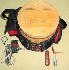 黒鯛工房】≪ 黒鯛師サカサ桶 M≫ⅱ がま握りバサミ（革ケース付）等