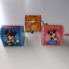 ディズニーオルゴール 手回しオルゴール ミッキーマウス プーさん