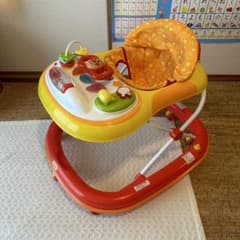 アンパンマン　歩行器　おしゃべりウォーカーのサムネイル