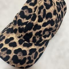 Zara ヒョウ柄キャップのサムネイル