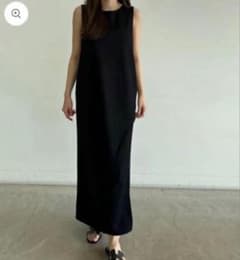 新品未使用　UNOF BACK CROSS DRESSのサムネイル