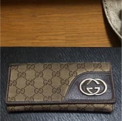 GUCCI長財布のサムネイル
