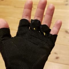 SALOMON サロモン  防風・防水ランニンググローブのサムネイル